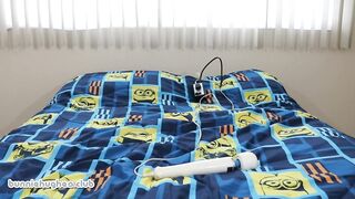 Bae Eighteen Student Masturbating Upskirt