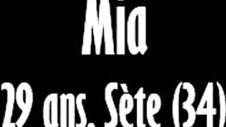 Mia analyzed