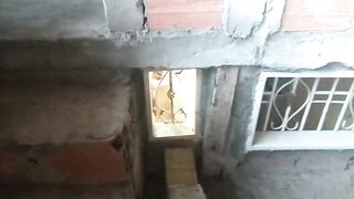espió a mis vecinos pero al final me pillan