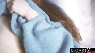 Red Haired fucks her cunt to an orgasm with a long