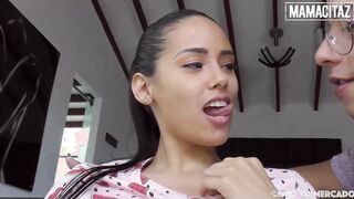 CARNE DEL MERCADO - Thin Latina Shakes Her Ass For