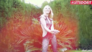 HERLIMIT - Gigantic Butt chick Amaris Getting Her Dripping Ass Fuck For The First Time - LETSDOEIT
