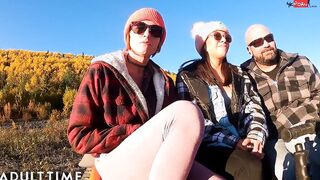 POV Poly Lesbians Enjoy Finger Boned During Hottie Rubs
