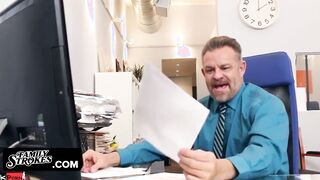 Naught teen Year Older Seduces Stepdaddy At Work