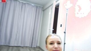Blonde mistress makes oral sex scene with new BF
