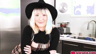 Jessie made a potion to taste Alex's massive cock