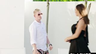 BLACKED Bombshell MILF Ava seduces stranger at hotel