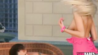 Natural tits babe Alexis gets warm juicy facial after sex