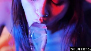 View her fucking her tight asshole with a long dildo made of ice