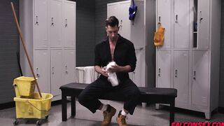 Jordan slides his bareback cock into Isaac's ass