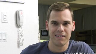 I totally want to fuck my trans stepsister