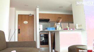 OPERACIONLIMPIEZA - Thick Maid Julia Garcia Does A Little Extra Snatch Work - MAMACITAZ