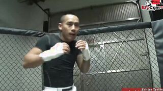 Blonde hoe with natural breasts fucks the boxing champ