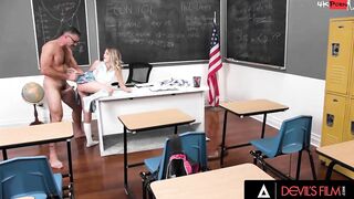 She's The Expert At Sucking Off Cocks Here