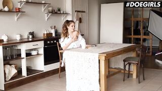 DOEGIRLS - Russian 18 Mary Rock Solo Fun In The