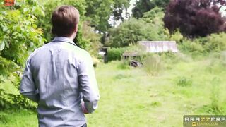 Cogiendo en el Parque Film With Georgie Lyall, Antonio Black - Brazzers Official