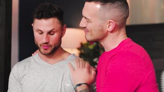 Blain OConnor eats Derek Kages cum for Valentines day
