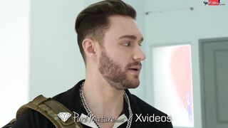 PUREMATURE Welcome Home Screwed With Mature Vagina
