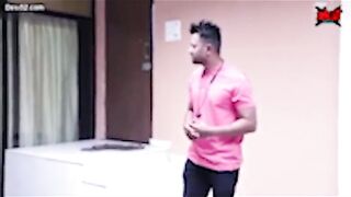 Goddess bhabhi ne callboy ko bulakar mast chudai machayi