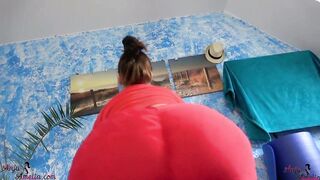 Huge butt amateur into red pants plowed by personal coach