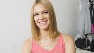 Cheerleader hoe learns to deeply. Cutie long booty blonde