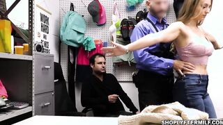 Kenzie Love spread her legs for officer Calvin