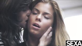 Irresistible Lesbians Eat each Other's Leaking Vagina to Insane Orgasms