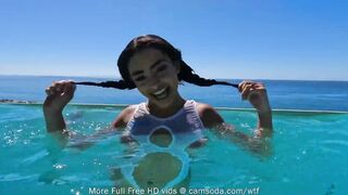 camsoda-Little teen uses dildo during underwater