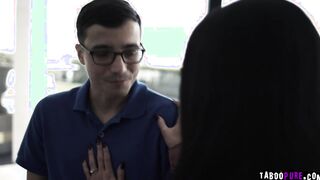Sheena Ryder seduces neighbor Ricky Spanish
