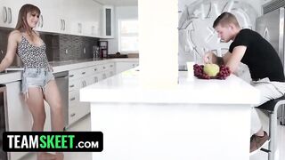 Stunning Dark Hair Slut Paige Owens Seduces And Riding Hard This Lucky Stud