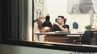 Boss Masyn Thorne tasted fucked employee Carter Woods