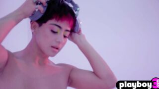 Amazing Latina Mia Valentine shows ass