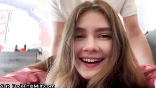 Fucking a teen cutie after our first date and she already got my cumshot