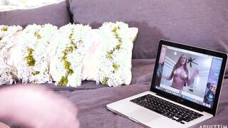 Kagney Linn Karter Caught Fapping