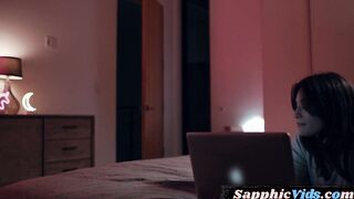 Bigtitted MILF dyke rubs 19yo pussy after pussylicking