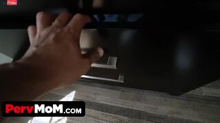 Caught my Stepmom Masturbating and she Wanted to Fuck