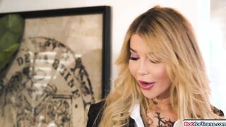 Tgirl broker Gracie Jane fucking client