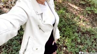 Hot cougar with sunglasses gets screwed rough
