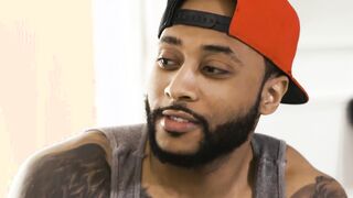Hunky Jaxx Maxim plows Zario Travezzs muscular ass