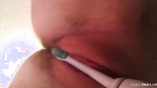 massaging my leaky pussy with a toothbrush