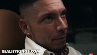 Reality Kings - Phat ass latina Luna Celeb getting spitroasted