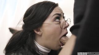 Virgin teen tricked into her 1st fucking