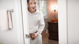 Ashlyn Peaks And Slimthick Vic (1080)