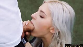 Fangirl Stepsister Eva Elfie Seduces her