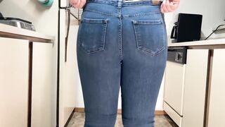 Milf Long Fat Butt And Melons 4k