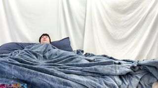 Stepmom helps stepson cum into the morning