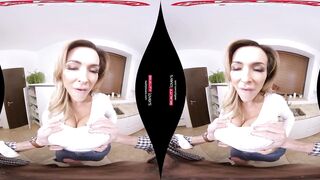 RealityLovers - Long breasts milf into VR Porn
