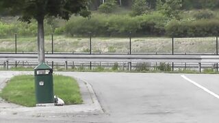 Annika Rose auf dem Parkplatz Potsdam