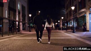 BLACKEDRAW big black dick-thirsty beauty hooks up with stranger