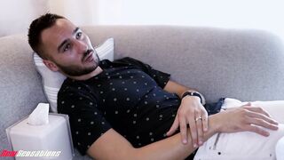 Therapist Numi Makes It Feel Right